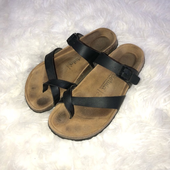 black toe strap birkenstocks